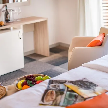 Hotel Villa Vrsar Oda ve Kahvaltı