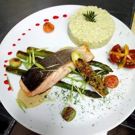 Hotel Villa Vrsar Oda ve Kahvaltı