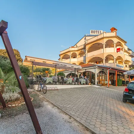 ベッド・アンド・ブレックファスト Hotel Villa Vrsar ヴルサル