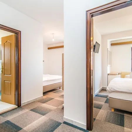Couette-café Hotel Villa Vrsar 3*