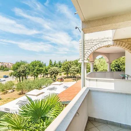 Couette-café Hotel Villa Vrsar 3*