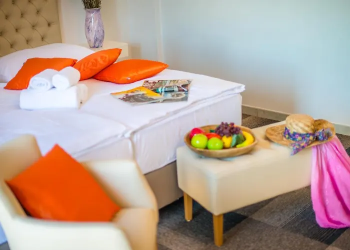 Hotel Villa Vrsar Bed & Breakfast 3*