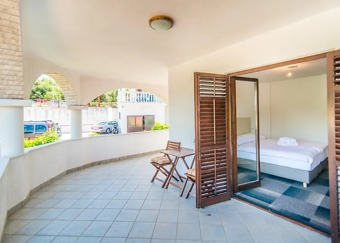 Hotel Villa Vrsar Bed & Breakfast